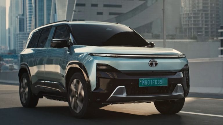 Tata Sierra EV भारत में लॉन्च! कीमत ₹18.79 लाख से शुरू, लेवल 2 ADAS फीचर्स; जानिए रेंज