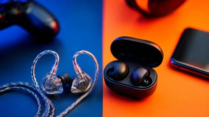IEMs vs Earbuds: गेमिंग से म्यूजिक तक, क्यों बढ़ रही है IEMs की लोकप्रियता? जानें बेहतर साउंड क्वालिटी के लिए कौन है बेस्ट ऑप्शन