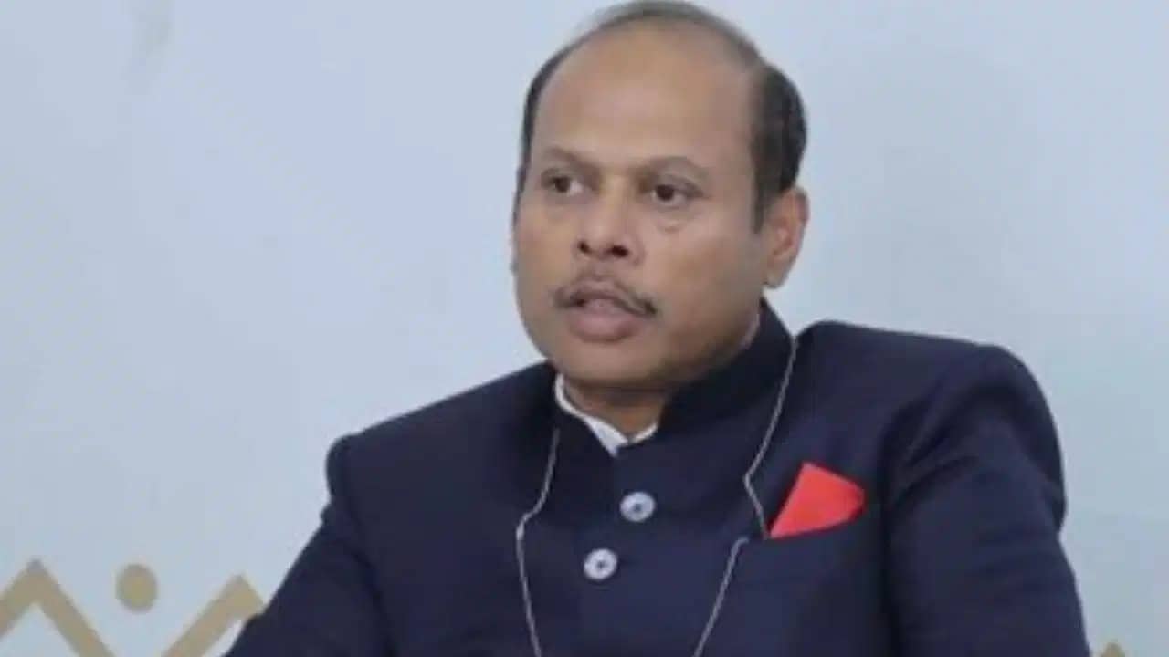 FATF में भारत की बड़ी जीत! विवेक अग्रवाल बने उपाध्यक्ष; पाकिस्तान की बढ़ सकती हैं मुश्किलें FATF में भारत की बड़ी जीत! विवेक अग्रवाल बने उपाध्यक्ष; पाकिस्तान की बढ़ सकती हैं मुश्किलें