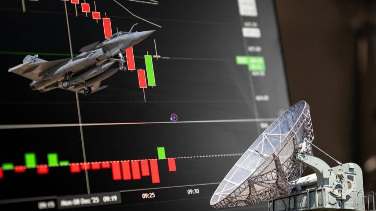 ₹1,432 करोड़ का ऑर्डर बुक, अब ₹52,000 करोड़ के प्रोजेक्ट पर नजर, 5 साल में 3800% रिटर्न; इस डिफेंस स्टॉक पर रखें नजर