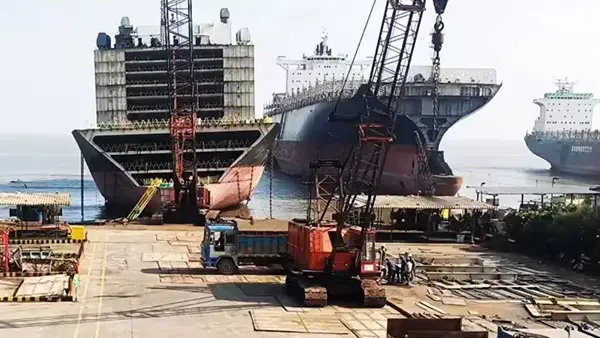 शिप रीसाइक्लिंग सेक्टर की इन कंपनियों पर रखें नजर, ₹72000 करोड़ के सरकारी प्लान-EU डील से मिलेगा बूस्ट शिप रीसाइक्लिंग सेक्टर की इन कंपनियों पर रखें नजर, ₹72000 करोड़ के सरकारी प्लान-EU डील से मिलेगा बूस्ट