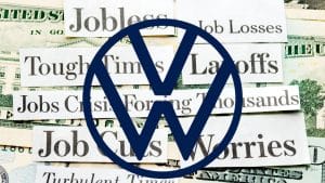 50000 और कर्मचारियों की छंटनी की तैयारी में Volkswagen! मुनाफा बढ़ाने के लिए कंपनी ले सकती है बड़ा फैसला