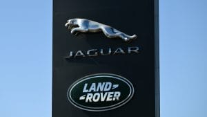 India-UK FTA का असर! JLR की गाड़ियों पर 75 लाख तक का फायदा, बिक्री ने पकड़ी रफ्तार