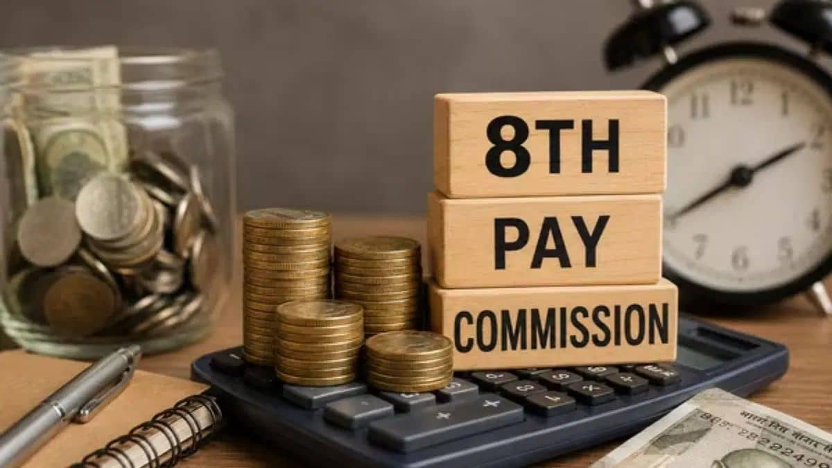 8th Pay Commission: बढ़ा फिटमेंट फैक्टर देगा तुरंत फायदा, लेकिन ज्यादा इंक्रीमेंट से लंबे समय में बढ़ सकती है सैलरी 8th Pay Commission: बढ़ा फिटमेंट फैक्टर देगा तुरंत फायदा, लेकिन ज्यादा इंक्रीमेंट से लंबे समय में बढ़ सकती है सैलरी