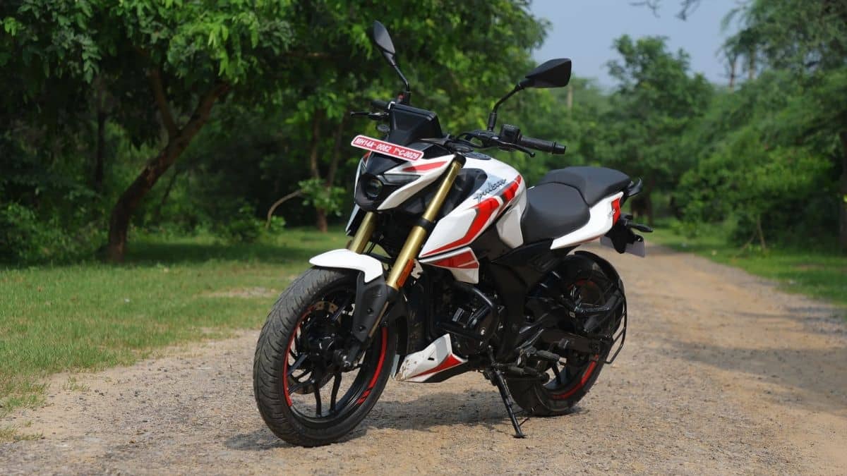 Bajaj का बड़ा बाइक धमाका! दिवाली से पहले 6 नई मोटरसाइकिलें होंगी लॉन्च, Pulsar से ADV तक शामिल Bajaj का बड़ा बाइक धमाका! दिवाली से पहले 6 नई मोटरसाइकिलें होंगी लॉन्च, Pulsar से ADV तक शामिल