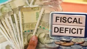 Fiscal Deficit: अप्रैल-जुलाई में 4.55 लाख करोड़ रुपये रहा राजकोषीय घाटा, सालाना लक्ष्य का 26.8% पहुंचा