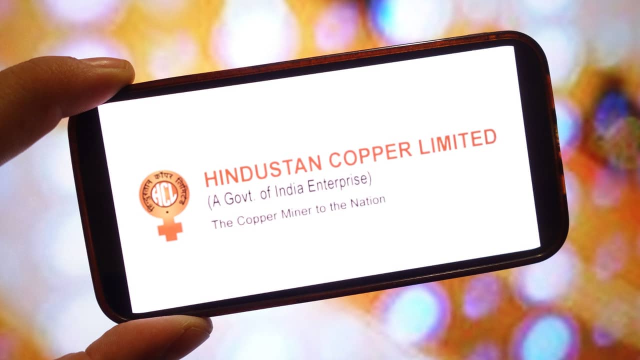 Hindustan Copper का शेयर 6 फीसदी टूटा, डिस्काउंट पर OFS लाने से फिसला स्टॉक; जानें- डिटेल्स Hindustan Copper का शेयर 6 फीसदी टूटा, डिस्काउंट पर OFS लाने से फिसला स्टॉक; जानें- डिटेल्स