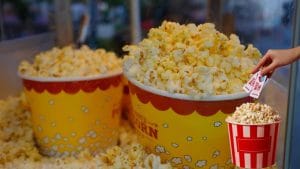 पॉपकॉर्न बेचकर ₹2088 करोड़ की कमाई, टिकट से भी ज्यादा खास है PVR INOX का ये बिजनेस मॉडल