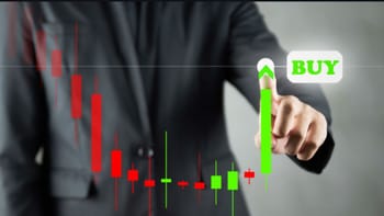 सोमवार को इन 3 शेयरों पर रखें नजर, एक्सपर्ट ने बताया 11% तक मिल सकता है मुनाफा