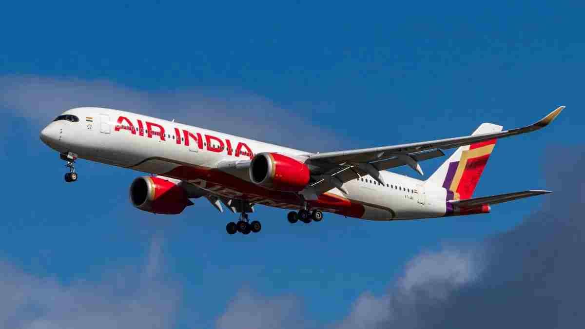 पायलटों की बल्ले-बल्ले! Air India ने पे-स्ट्रक्चर किया रिवाइज, 17% तक बढ़ गई सैलरी
