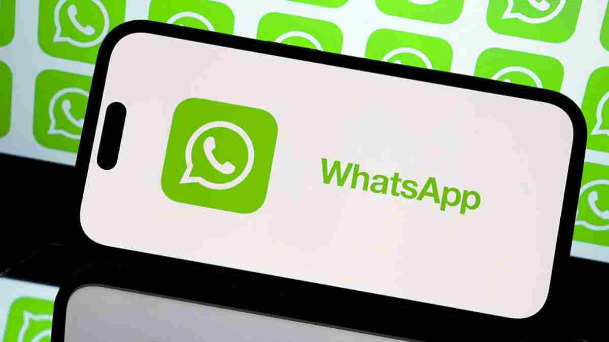 WhatsApp: रोलआउट हुए ये 3 नए फीचर्स, अब ऐप इस्तेमाल करना होगा ज्यादा मजेदार WhatsApp: रोलआउट हुए ये 3 नए फीचर्स, अब ऐप इस्तेमाल करना होगा ज्यादा मजेदार
