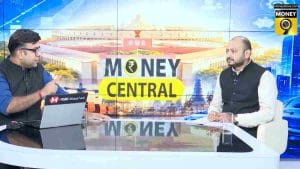 क्या सस्ते हो जाएंगे स्मार्टफोन? मोबाइल पर 13% GST घटाने की उठ रही मांग!