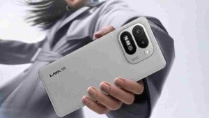 मिनी रियर डिस्प्ले, 6000mAh बैटरी और 12GB तक रैम! लॉन्च हुआ Lava Virat Curve 5G