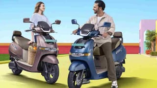 TVS, Bajaj या Ather, अगस्त में किस कंपनी ने बेचे सबसे ज्यादा इलेक्ट्रिक स्कूटर?