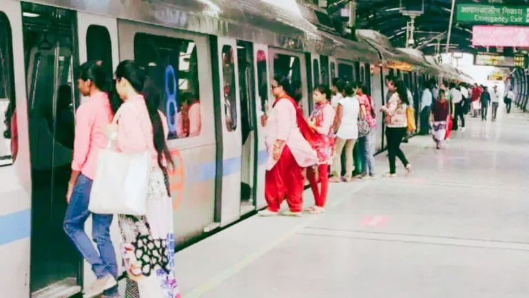 10 अक्टूबर को बंद रहेंगे दिल्ली मेट्रो के 57 स्टेशन! घर से निकलने से पहले देखें पूरी लिस्ट