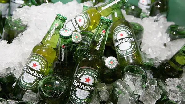 Heineken बीयर कंपनी को सता रहा डर, वजन घटाने वाली दवाओं से घट सकती है बिक्री Heineken बीयर कंपनी को सता रहा डर, वजन घटाने वाली दवाओं से घट सकती है बिक्री