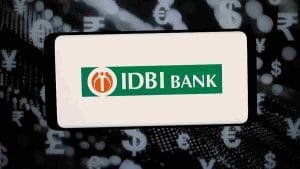 Sensex में सुस्ती के बीच आज 12.90% तक उछला IDBI Bank का शेयर, नतीजों से पहले ये है स्टॉक में तेजी की वजह