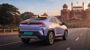 3.35 तक का बंपर डिस्काउंट, Tata की इन 5 ‘लोहालाट’ गाड़ियों पर सबसे ज्यादा छूट!