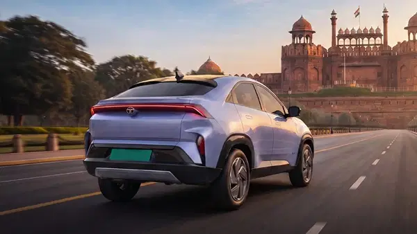 3.35 तक का बंपर डिस्काउंट, Tata की इन 5 ‘लोहालाट’ गाड़ियों पर सबसे ज्यादा छूट! 3.35 तक का बंपर डिस्काउंट, Tata की इन 5 ‘लोहालाट’ गाड़ियों पर सबसे ज्यादा छूट!